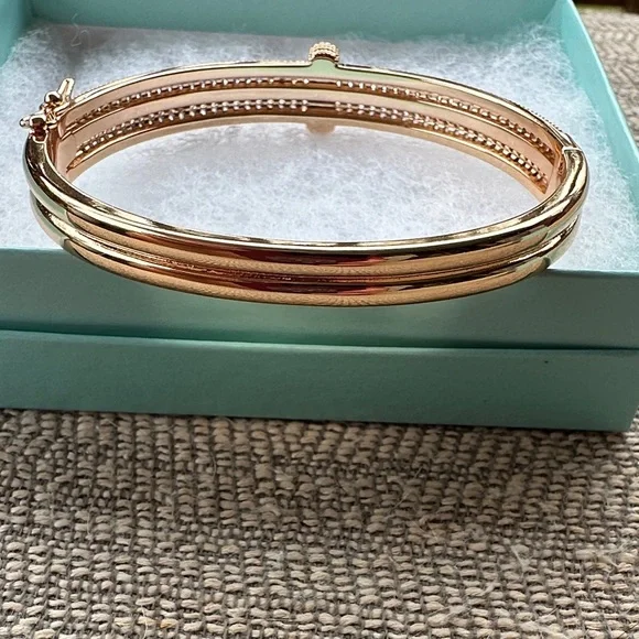 Park Lane Gold-Tone Bracelet - Picture 4 of 5